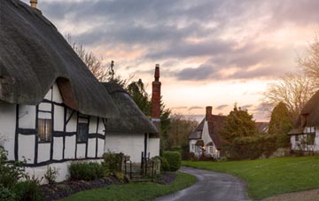 is Tollard Farnham thatch roofing popular